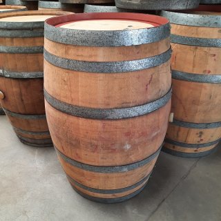 300L Weinfass aus Eichenholz gebraucht