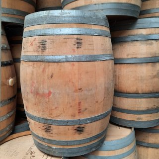 300L Weinfass gebraucht aus Eichenholz für Deko Zwecke